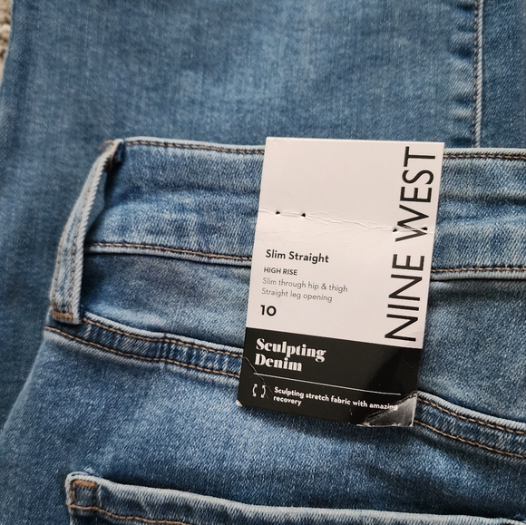 NINE WEST Slim Straight Jeans Womens Size 10 NWT Sculpting Denim - Picture 2 of 8